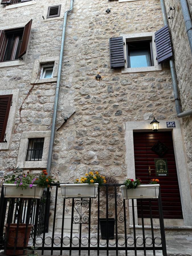 Puerta Apartments Kotor Buitenkant foto