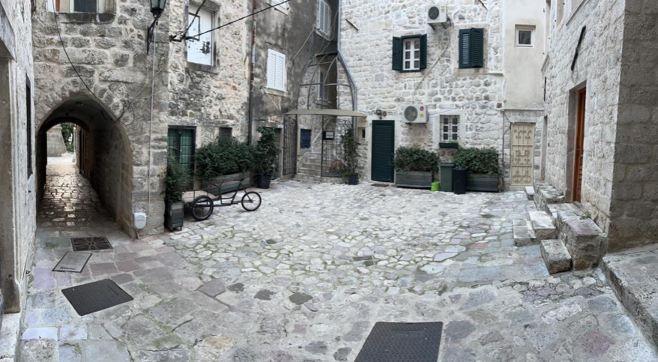 Puerta Apartments Kotor Buitenkant foto